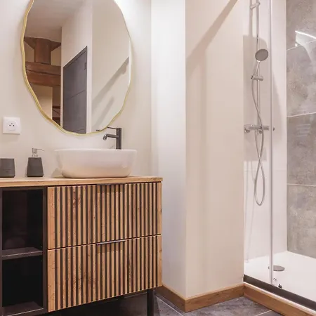 Chambre Avec Salle De Bain Privative Appartement Peronnas